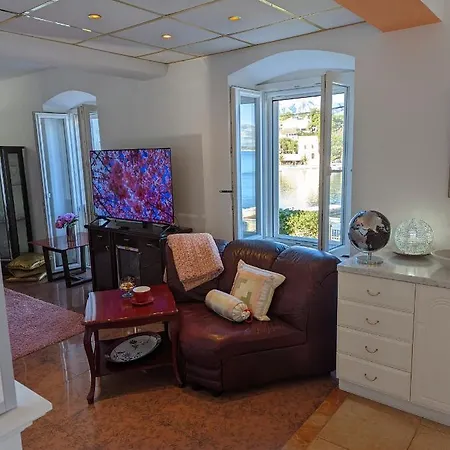 Lejlighed Pina Lumbarda