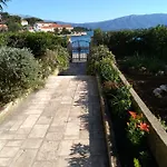 Pina Apartament Lumbarda