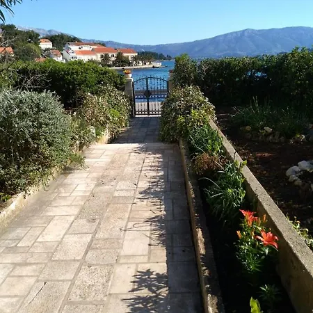 Pina Apartman Lumbarda