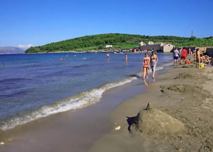 Pina Λομπάρδα