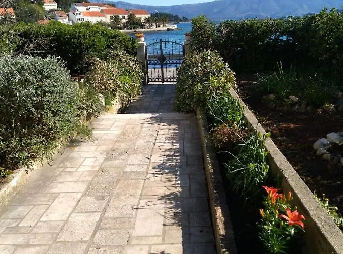 Pina Διαμέρισμα Λομπάρδα